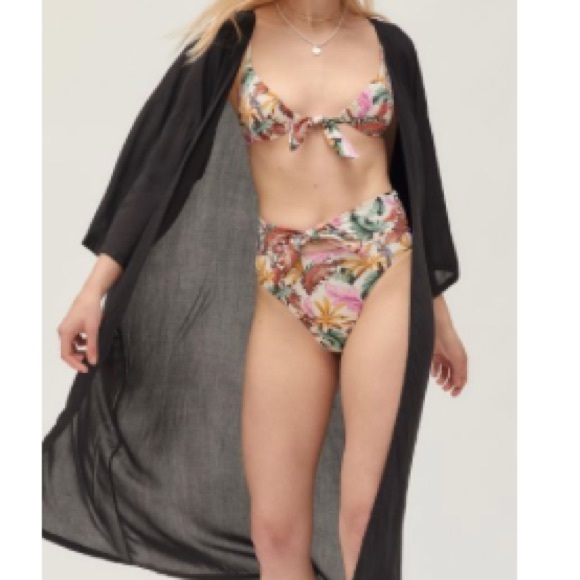 Urban Outfitters Cover-Up - Picture 1 of 4